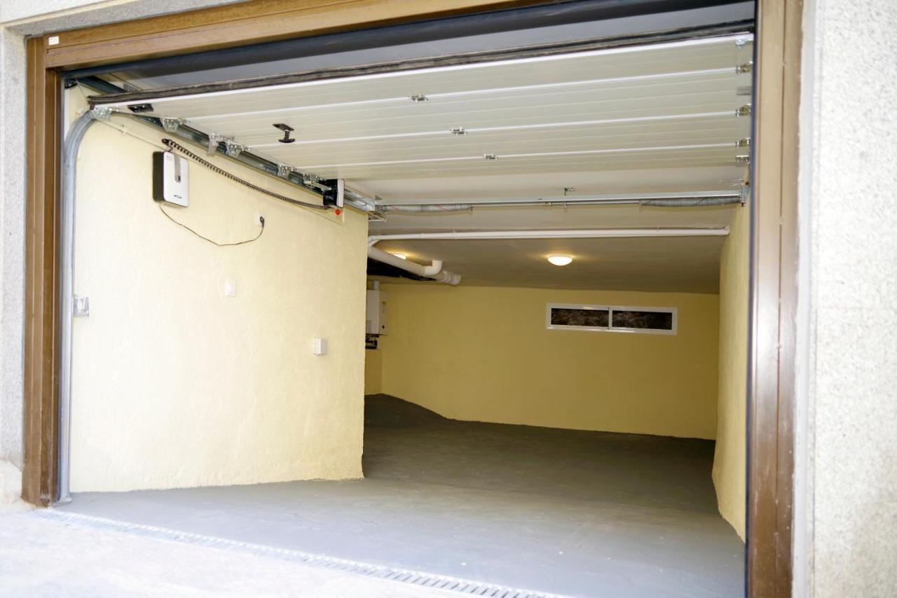 Vallespin 43 Parking, Wifi อาบีลา ภายนอก รูปภาพ